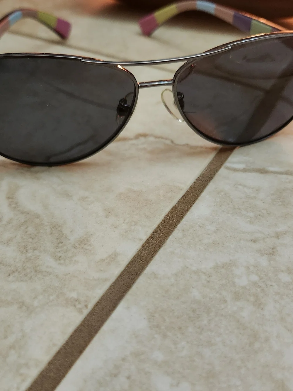 Aviator-Style Women's Sunglasses/GLASSES,  in Black with Multicolor Temples